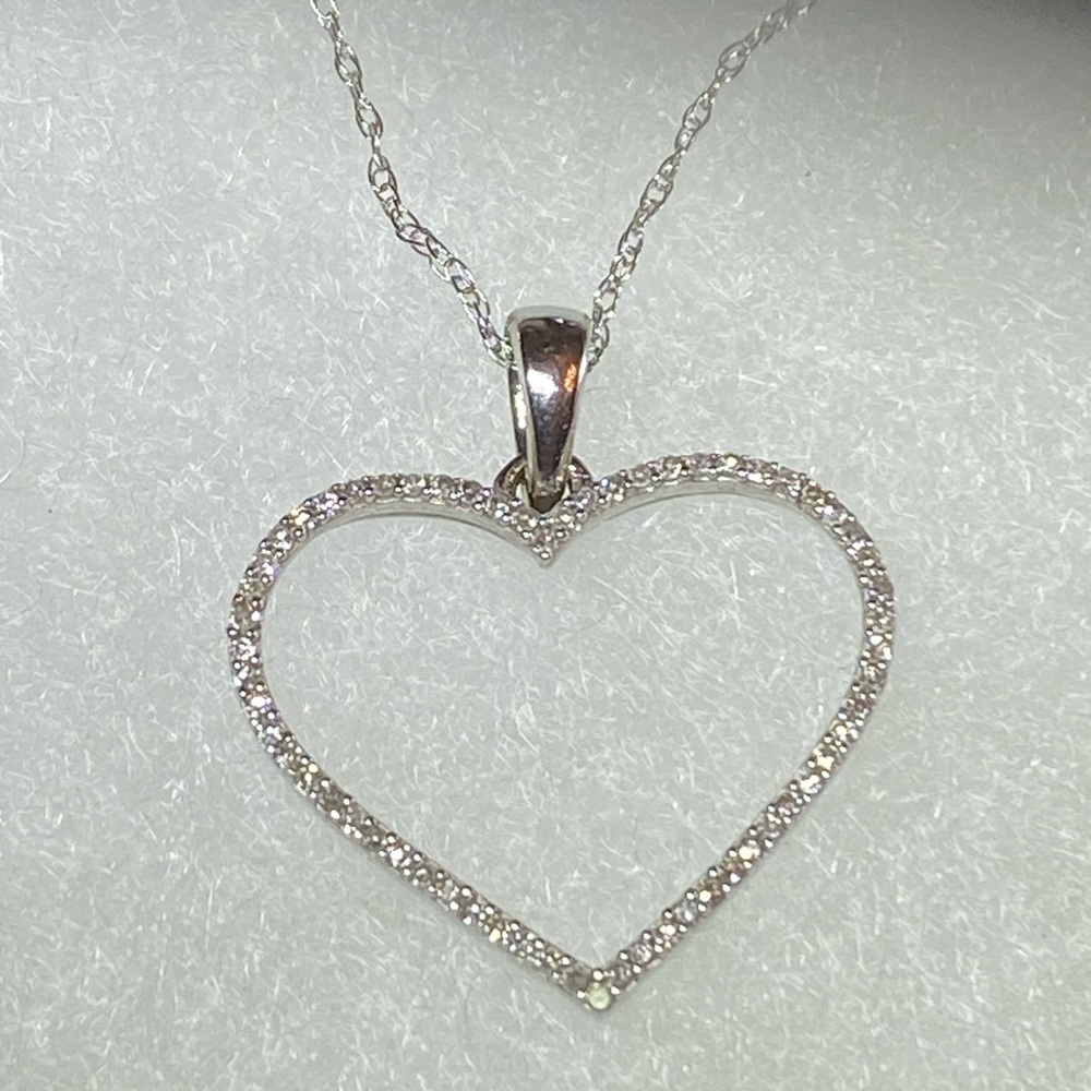 Diamond 10K Solid White Gold Heart Necklace